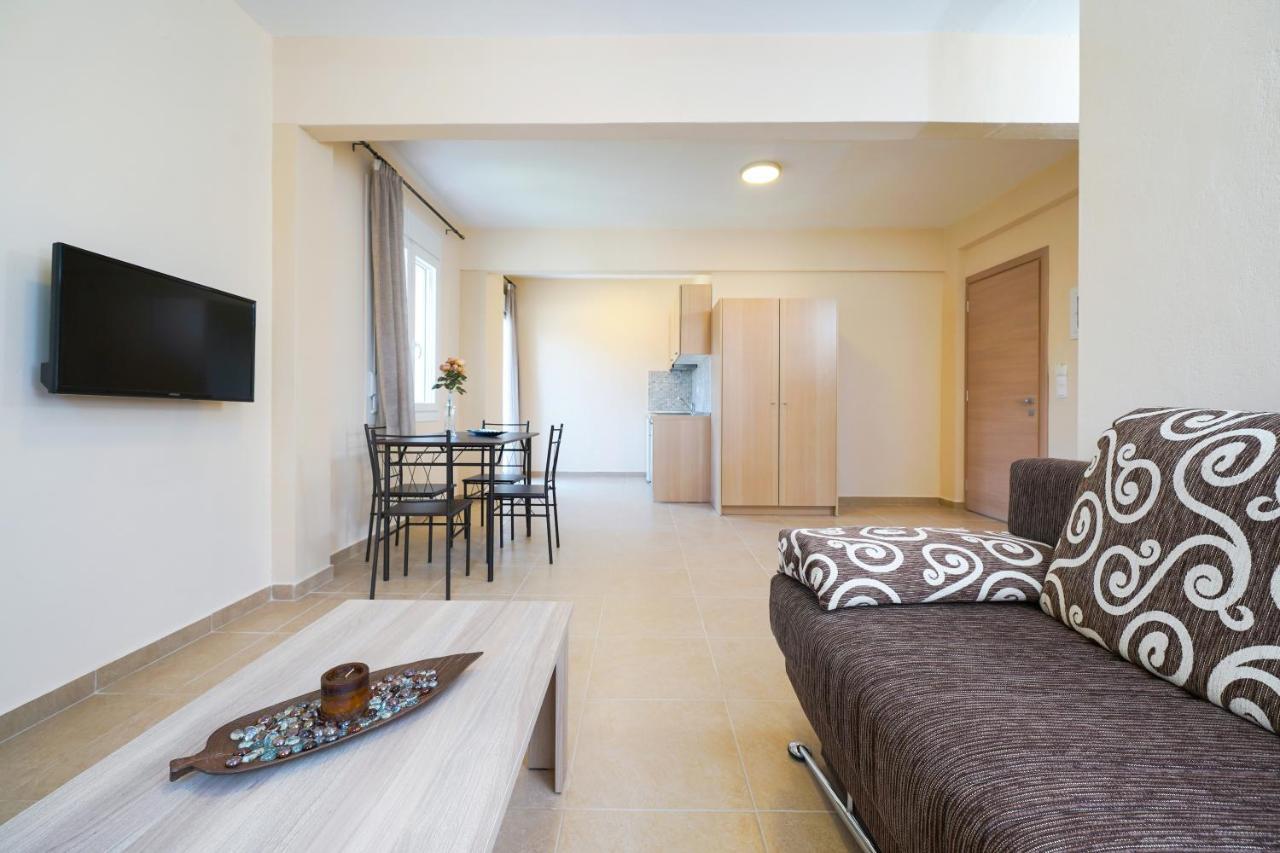 Theodore Apartments Skála Marión Esterno foto